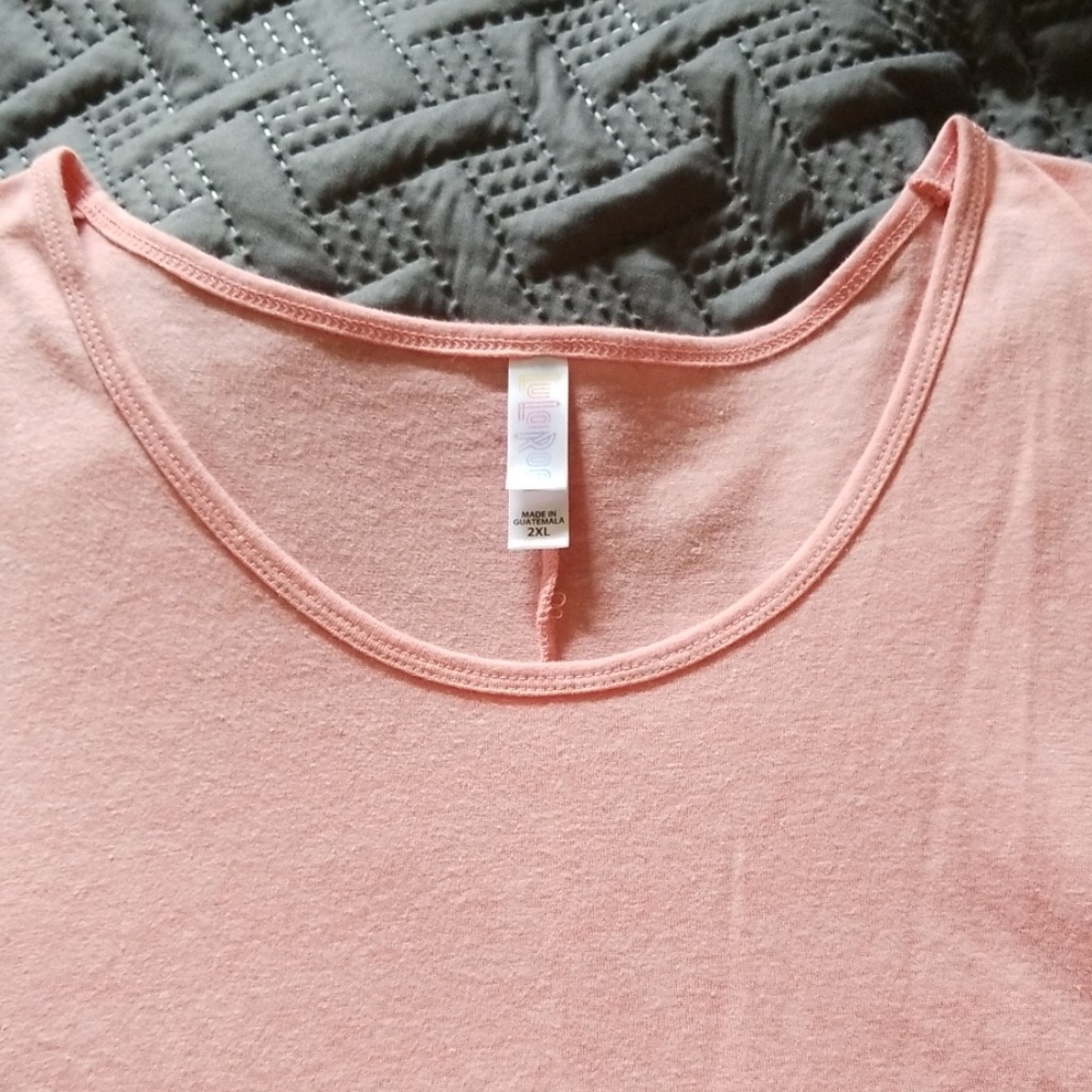 Lularoe 2xl perfect T
